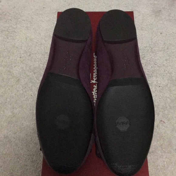 SALVATORE FERRAGAMO leather suede - Picture 2 of 5